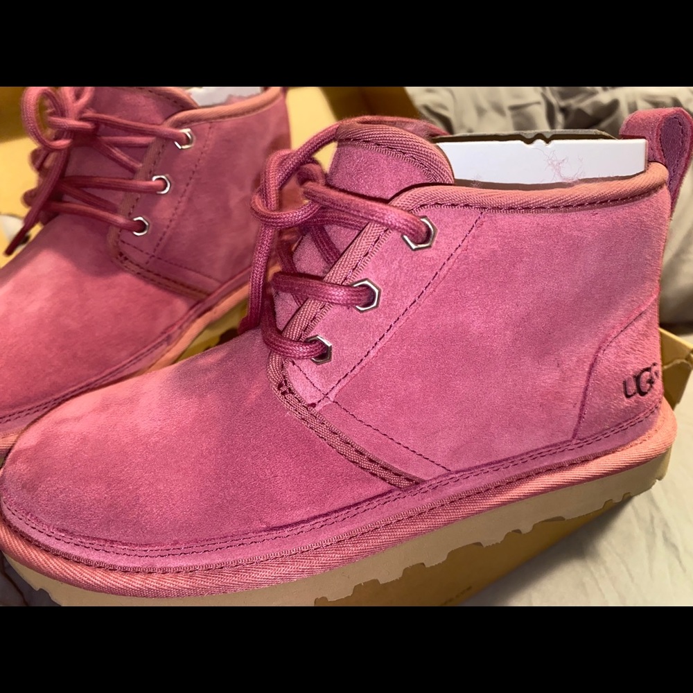 Numeal uggs - Picture 3 of 3